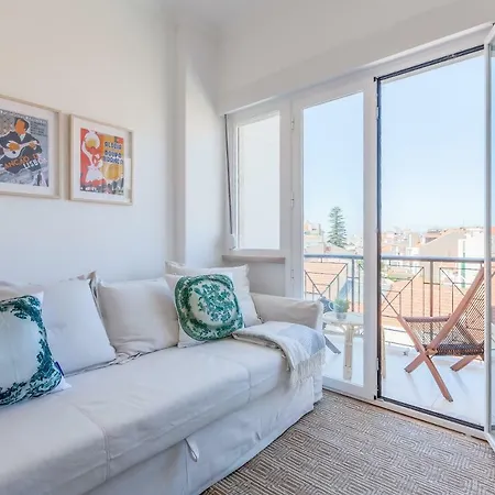 Renovated Sunny With Amazing Sunset Balcony , By Timecooler Apartment *