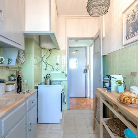 Renovated Sunny With Amazing Sunset Balcony , By Timecooler Appartement *