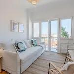 Renovated Sunny With Amazing Sunset Balcony , By Timecooler Lisboa
